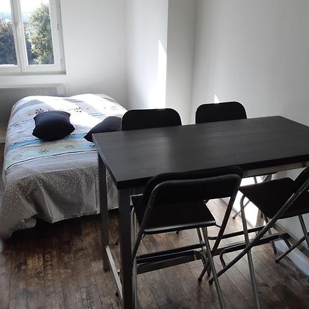 Guibert 19 F2 Duplex Apartment Caudebec-les-Elbeuf Bagian luar foto